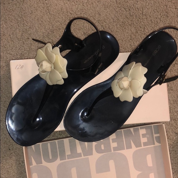 BCBG Blythee x Sandal - Picture 1 of 4